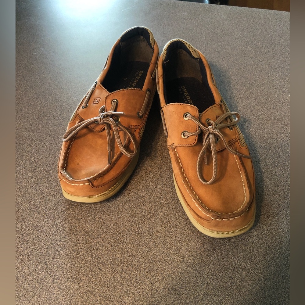 Sperry Women’s Tan Leather Moc Toe Boat Shoes
